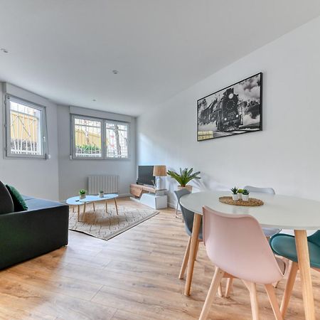 L'Escale Balzac Apartment Вильорбан Екстериор снимка