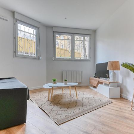 L'Escale Balzac Apartment Вильорбан Екстериор снимка
