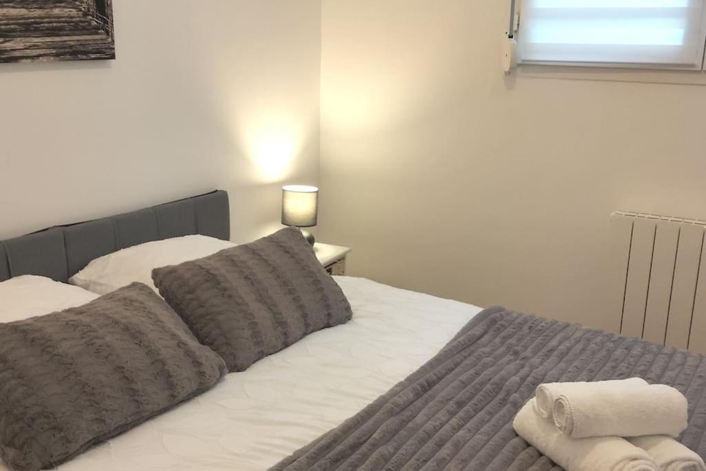 L'Escale Balzac Apartment Вильорбан Екстериор снимка